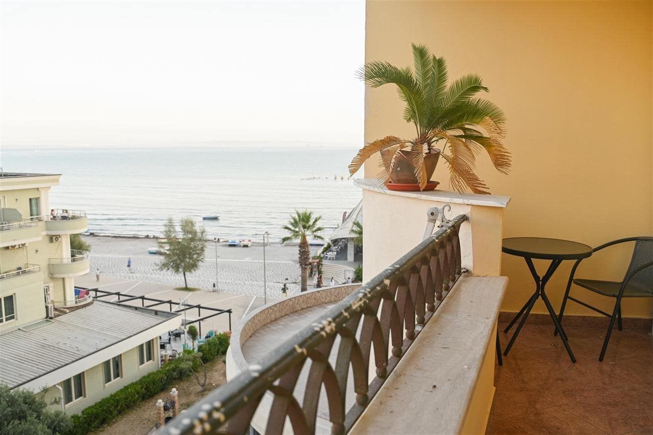 Jepet me qera apartament 2+1 në Vollga me pamje nga deti — Durrës