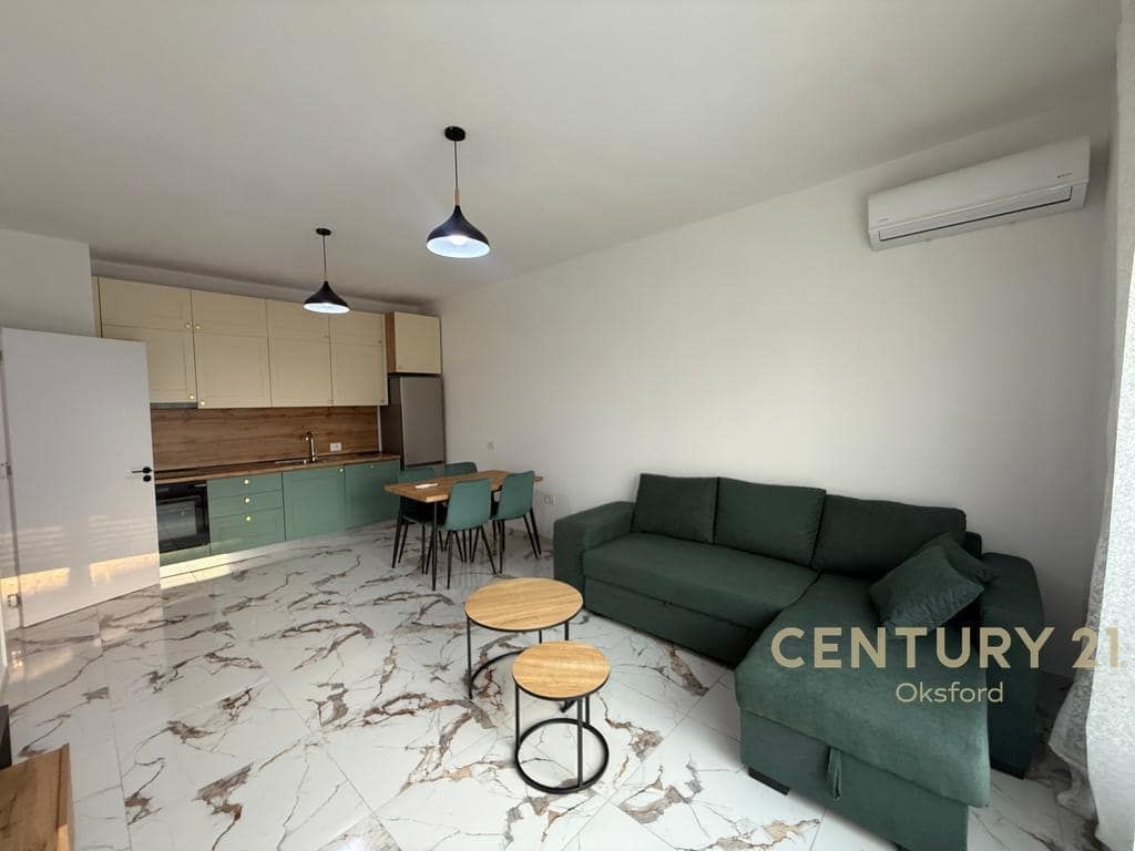 Japim me qira apartament 2+1+2, tek Rruga “5 Maji”! — Tiranë