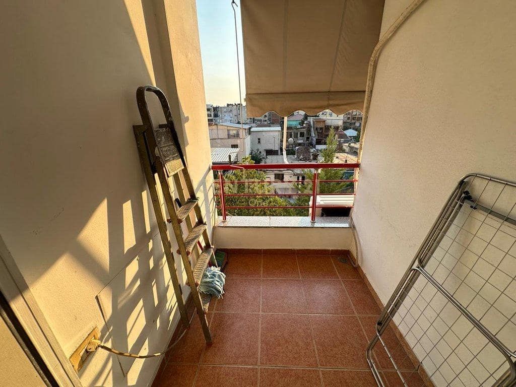 Jepet me qira apartament 2+1 pranë shkollës “Harry Fultz” — Tiranë