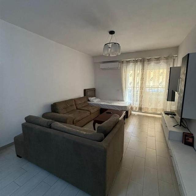 Jepet me qera 1+1 te Komuna Parisit, pranë Niku Construction — Tiranë
