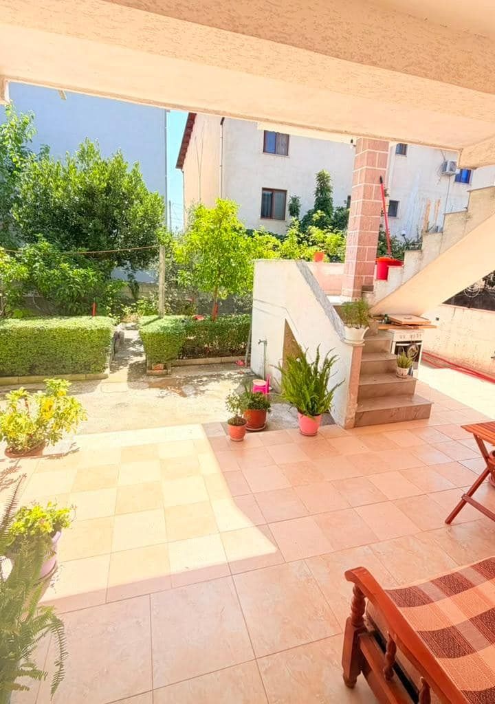 Jepet me qera kati i parë i një vile në Ish-Keneta, Durrës — Durrës