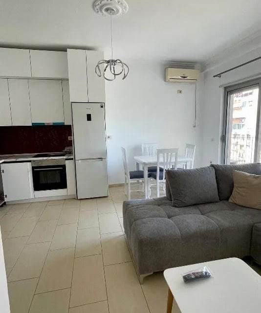 Apartament 1+1 për qira në Rrugën Him Kolli, Tiranë — Tiranë