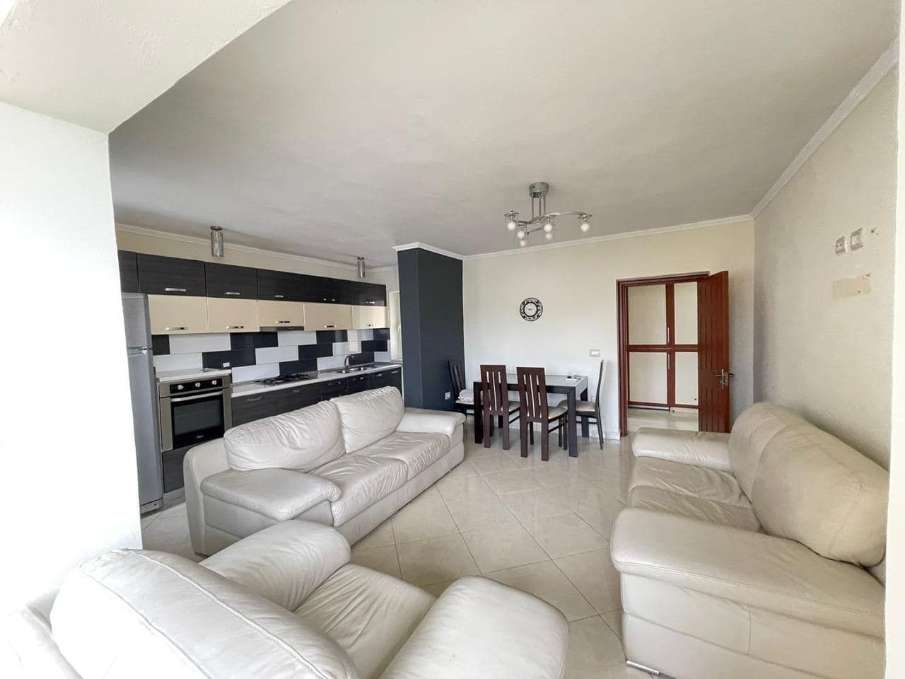 Shitet Apartament 1+1 në Durrës, Lagja nr 5 — Durrës
