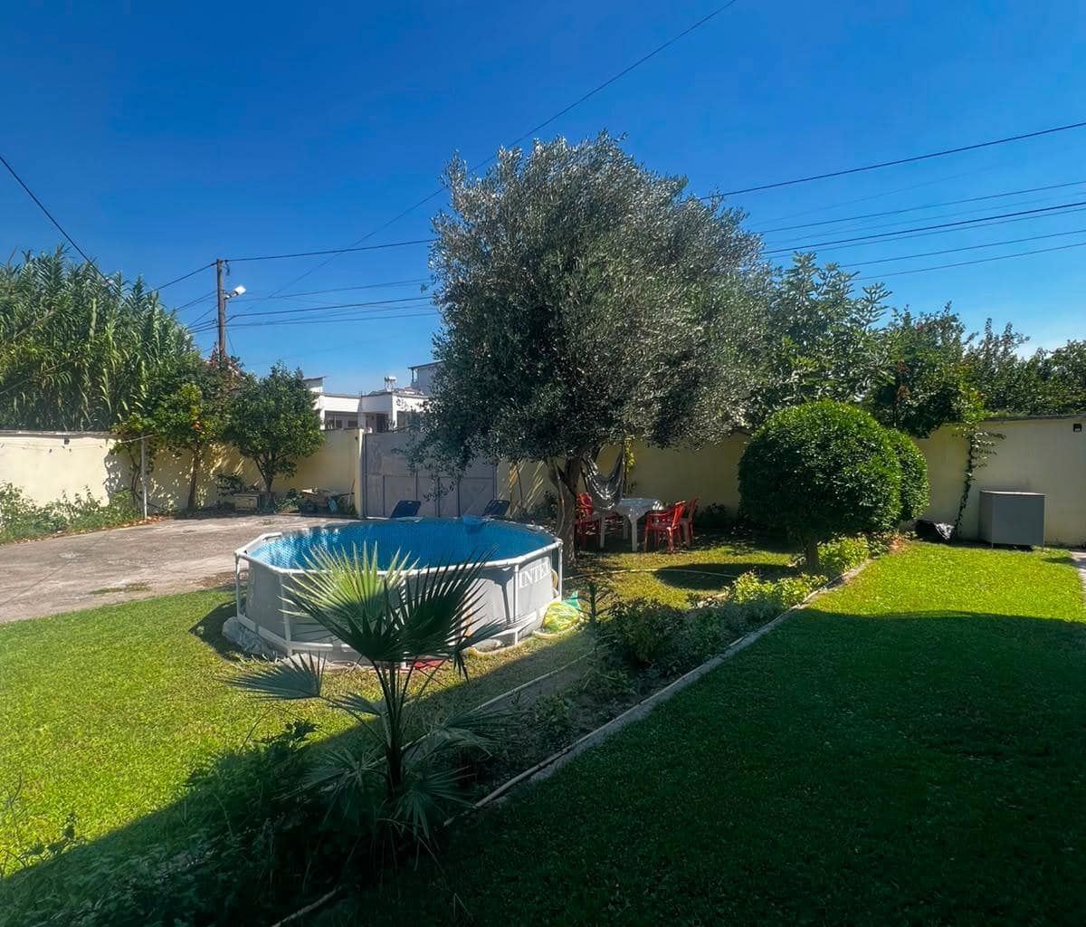 Jepet me qera apartament 1+1 në Plazh, Zona e Frigoriferit, Durrës — Durrës