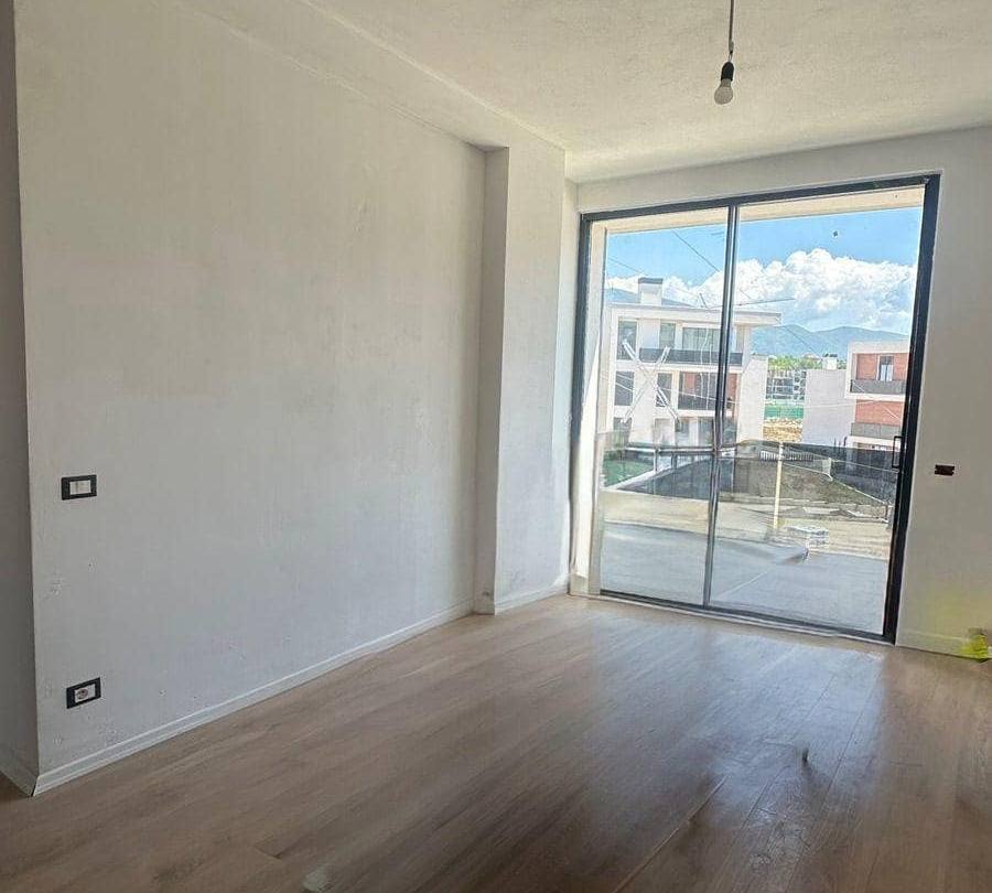 Apartament 1+1 në Shitje në Tulipan Residence, Tiranë