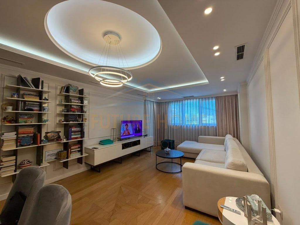 Shitet, Apartament 2+1+2+Depo, Kompleksi "Kika 1" | Tiranë — Tiranë