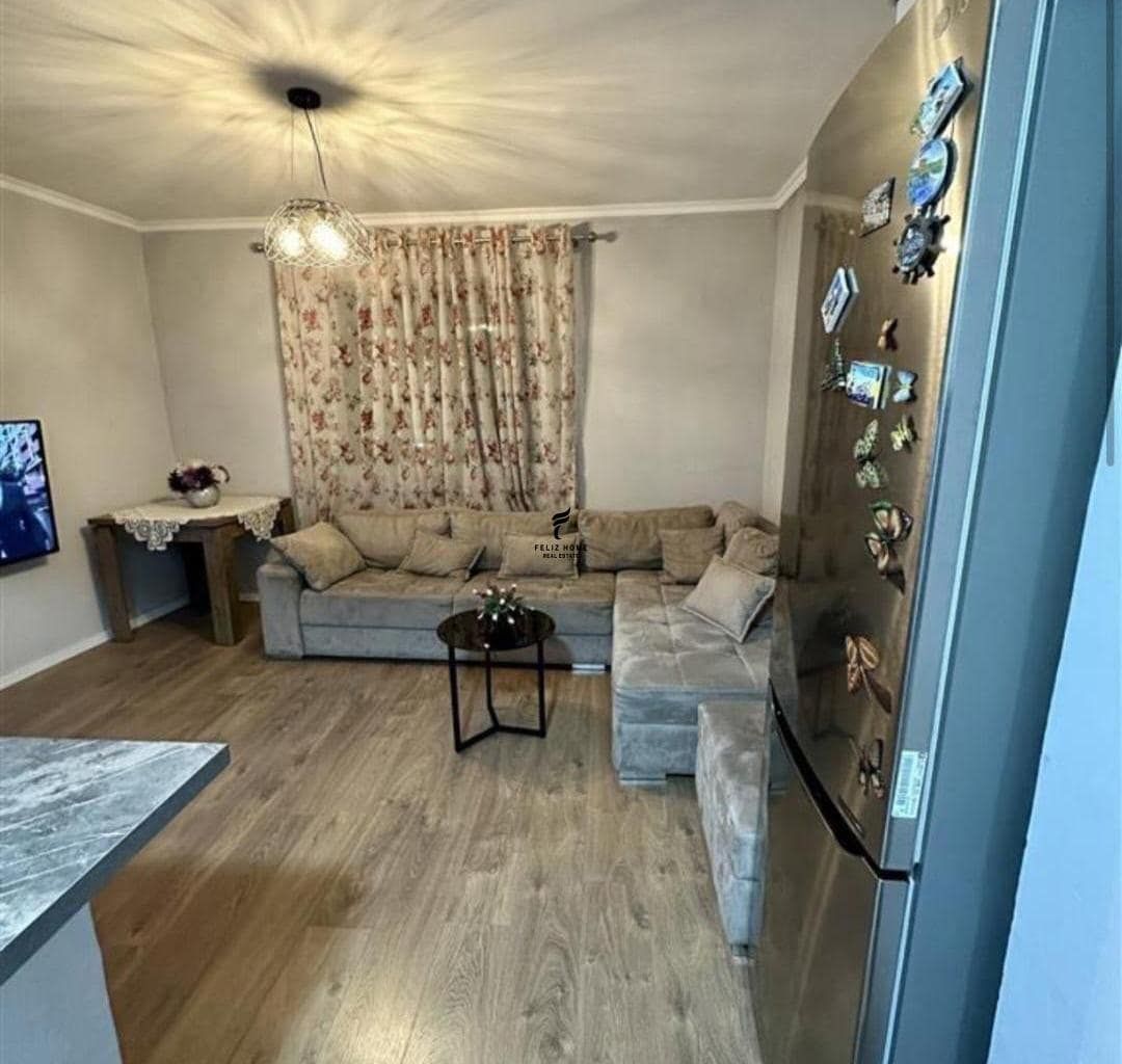 Shitet Apartament 1+1 në Oxhak, 9.300.000 Lekë — Tiranë