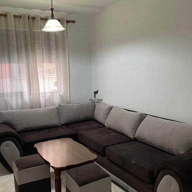 Shitet Apartament 1+1 në Rrugën Myslym Shyri — Tiranë
