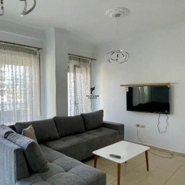 Apartament 1+1 me Qera në Myslym Shyri, 80.000 Lekë — Tiranë