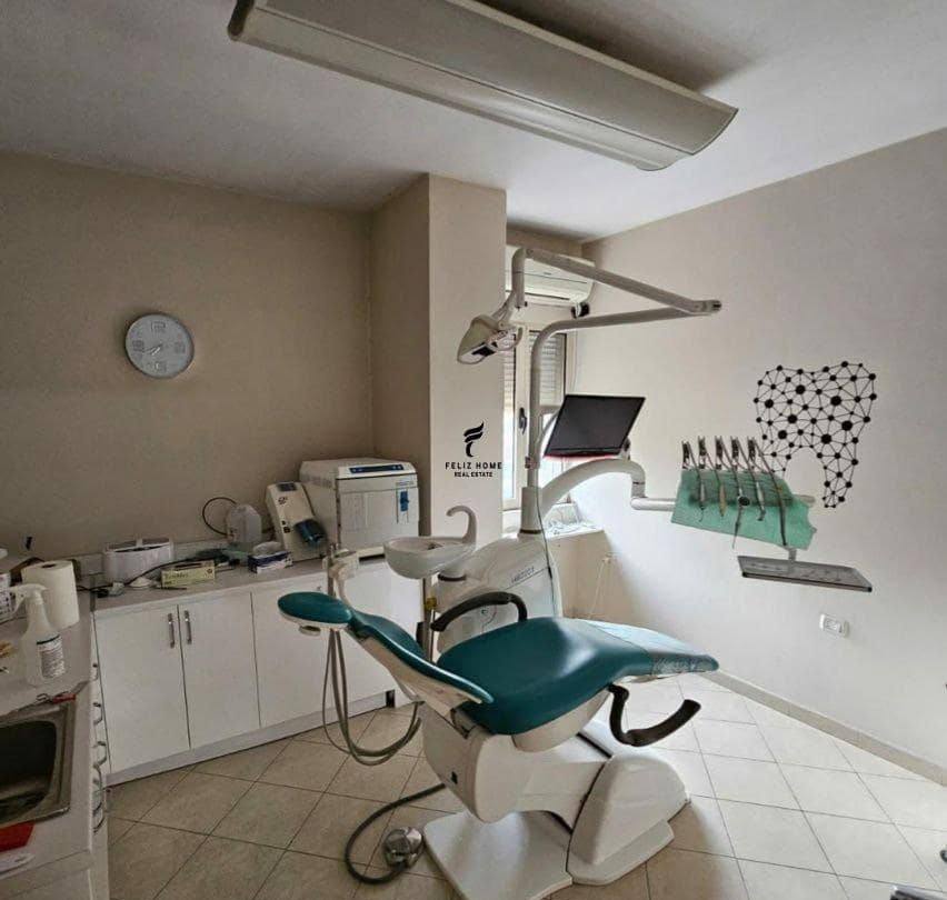 Shitet Apartament 2+1 në Pallatin me Shigjeta, 225.000 Euro