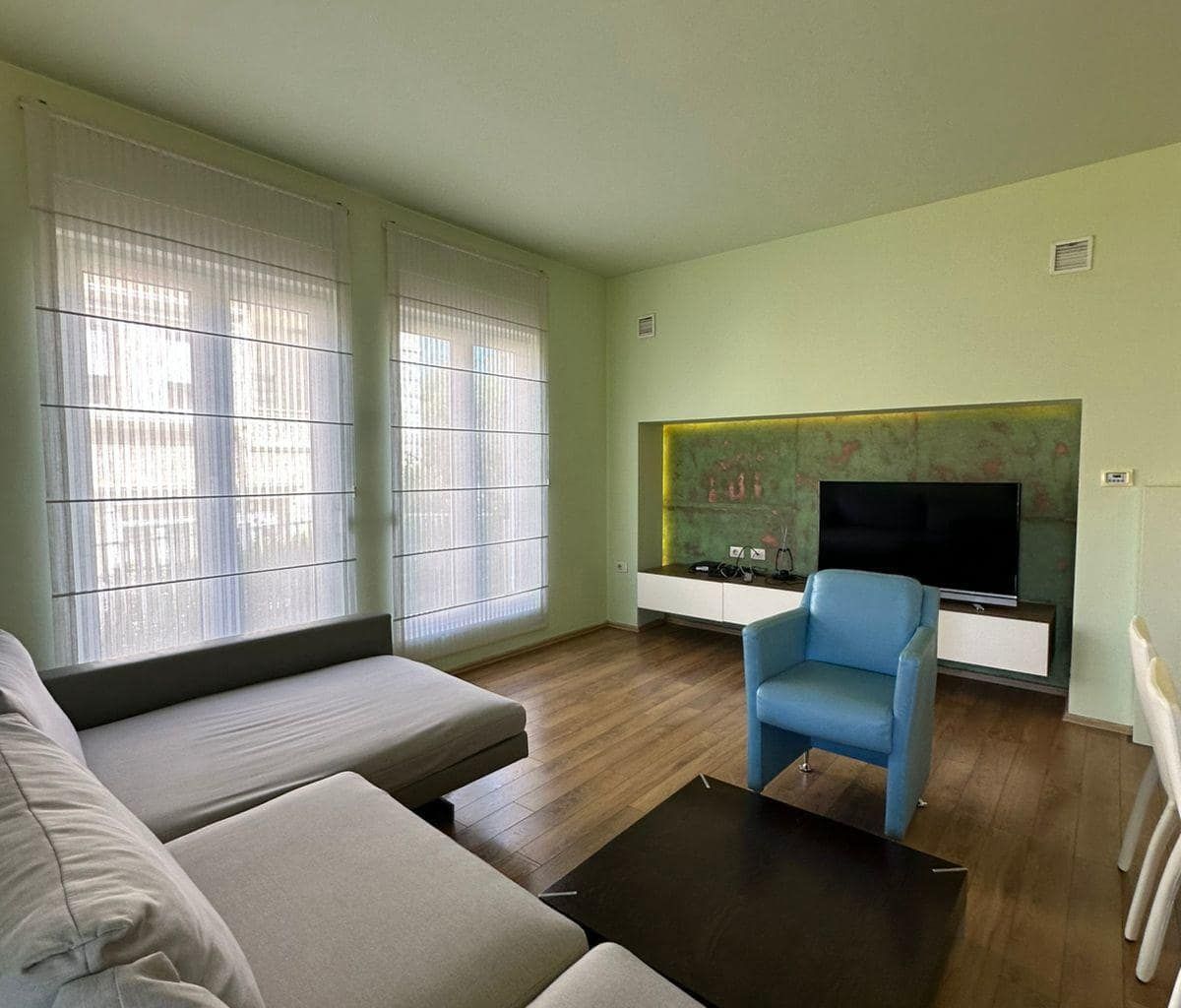 Vila me Qira në White House, TEG - 4 Katëshe — Tiranë