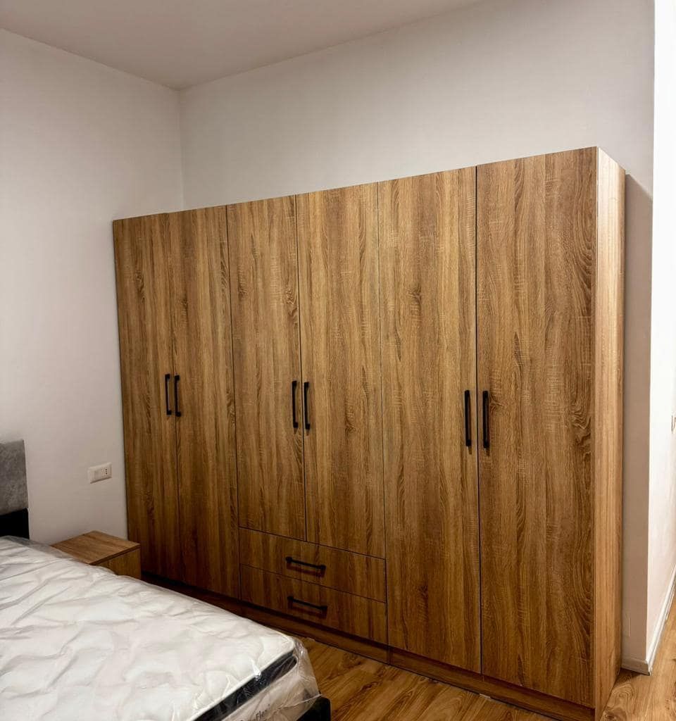 Apartament 2+1 me Qira në Kompleksi Square 21, Tiranë — Tiranë