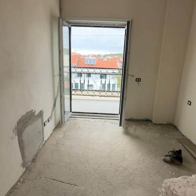 Apartament 1+1 në Shitje – Tirana Porta e Re — Tiranë