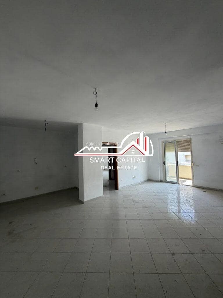 Shitet Apartament në Afërsi të Transballkanikes, Vlorë — Vlorë