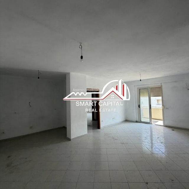 Shitet Apartament në Afërsi të Transballkanikes, Vlorë — Vlorë