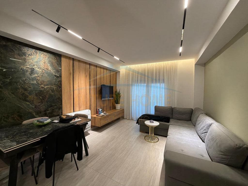 Shitet Apartament 2+1, Lagjia 17, Durrës — Durrës