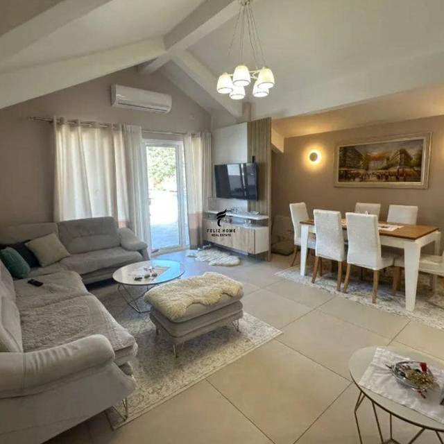 Apartament 2+1 me Qera në Xhamllik, 75.000 Lekë — Tiranë