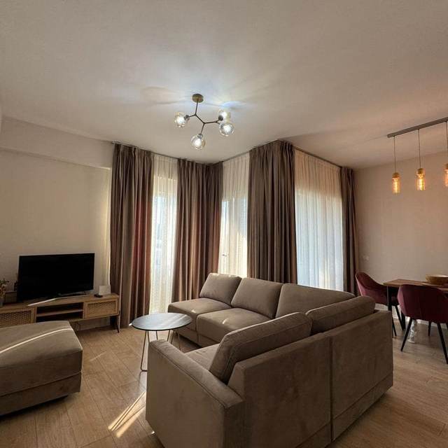 Apartament me Qira 2+1+2 te Rruga Kosovareve — Tiranë