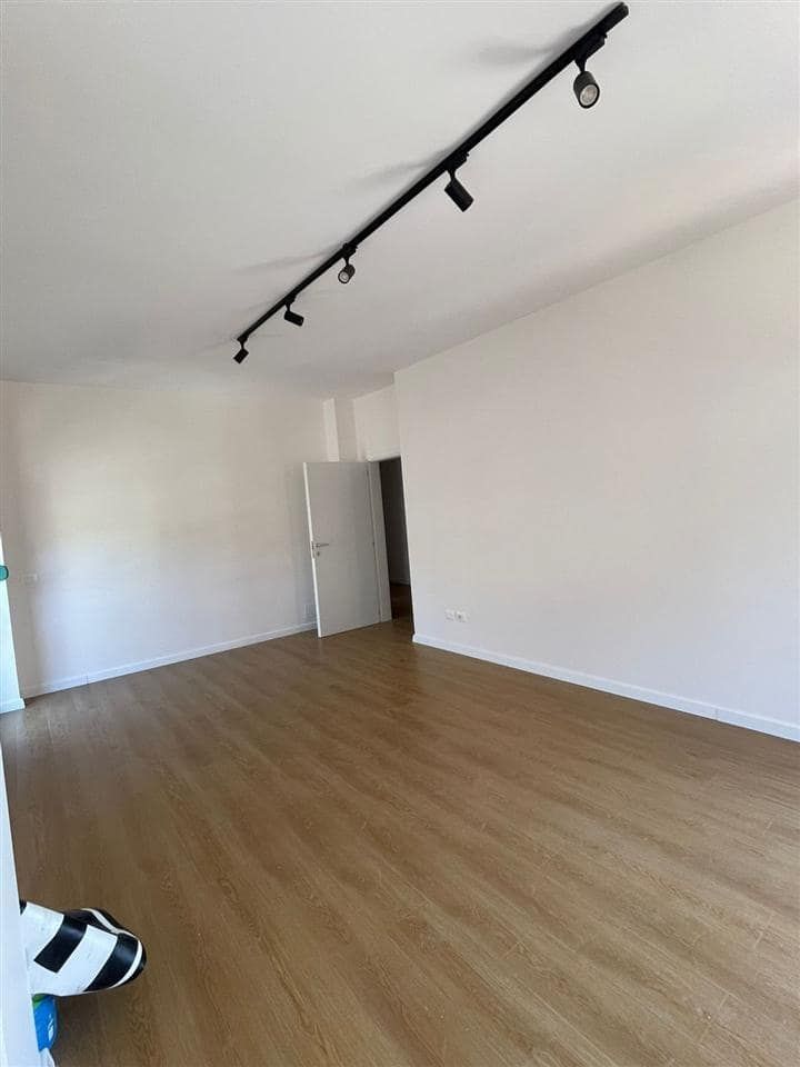 Shitet Apartament 2+1 në Vollga me Pamje nga Deti — Durrës