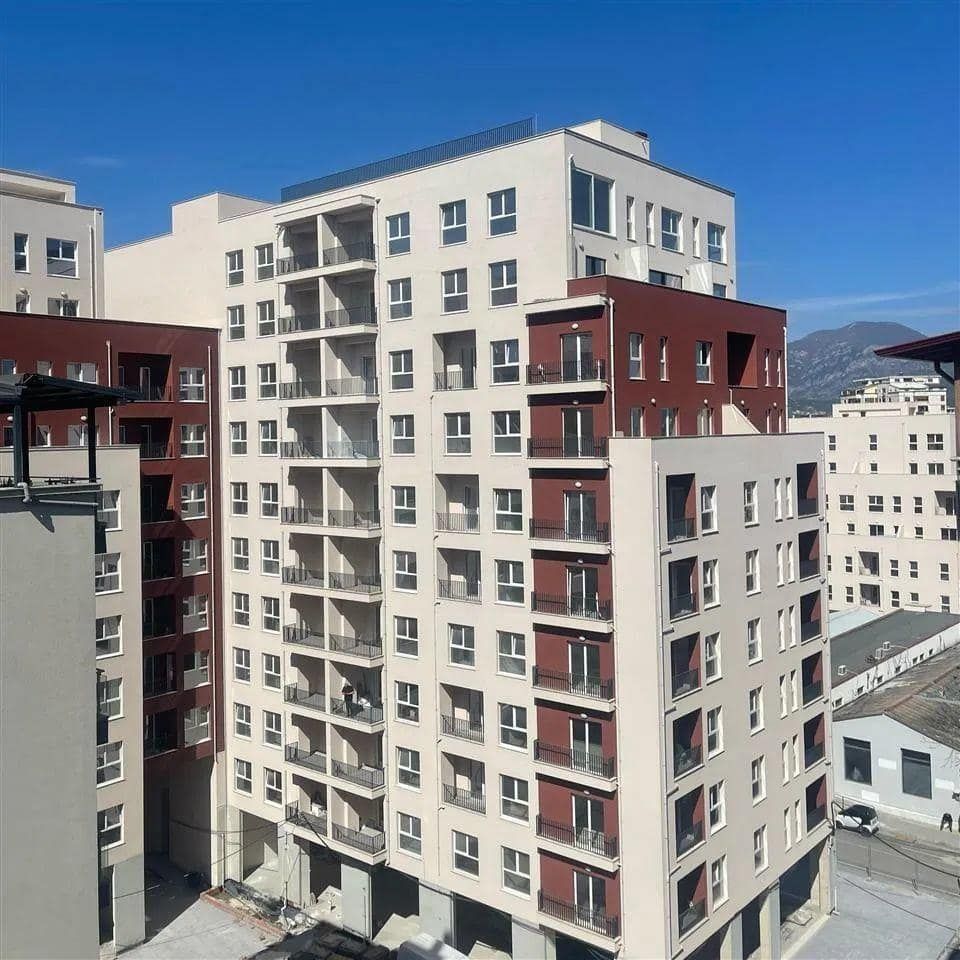 Apartament 2+1+2 në Shitje - Kompleksi Aura, Tiranë — Tiranë